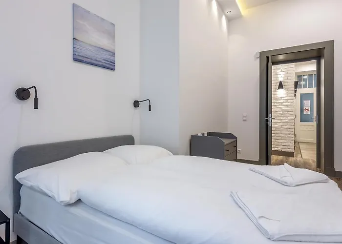 Alder Bridge Apartment